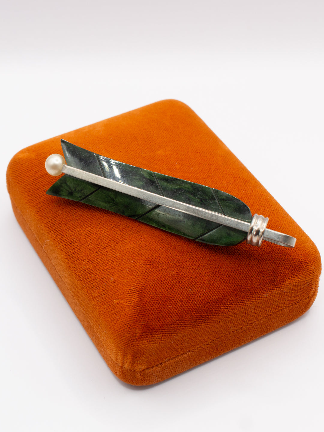 Vintage 70's Brooch in Green