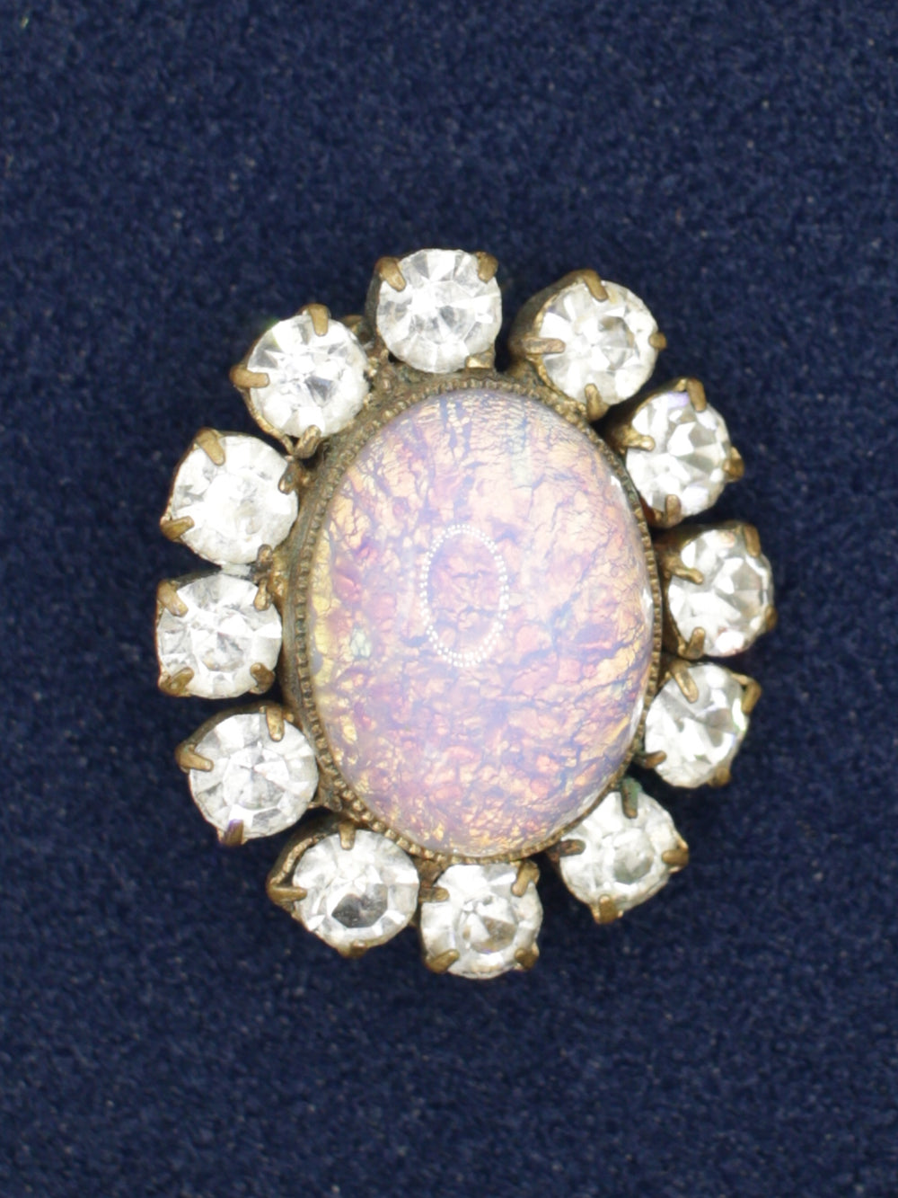 Vintage 30's Brooch in Pink