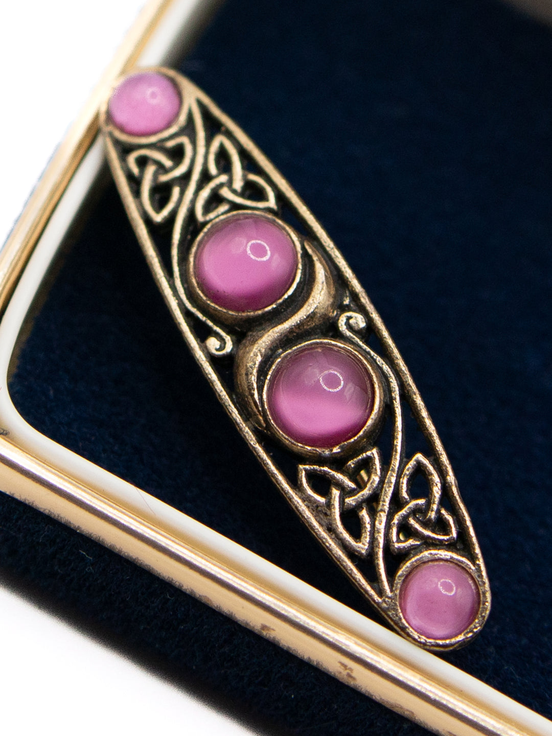 Vintage 70's Brooch in Pink