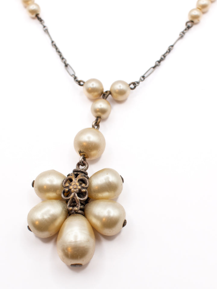 Vintage 20's Necklace in Silver