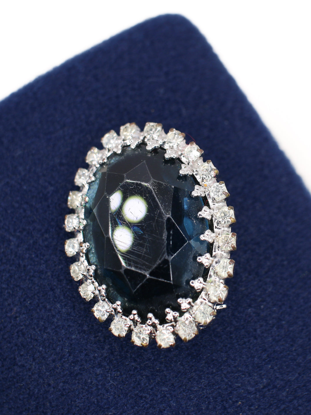 Vintage 80's Brooch in Blue