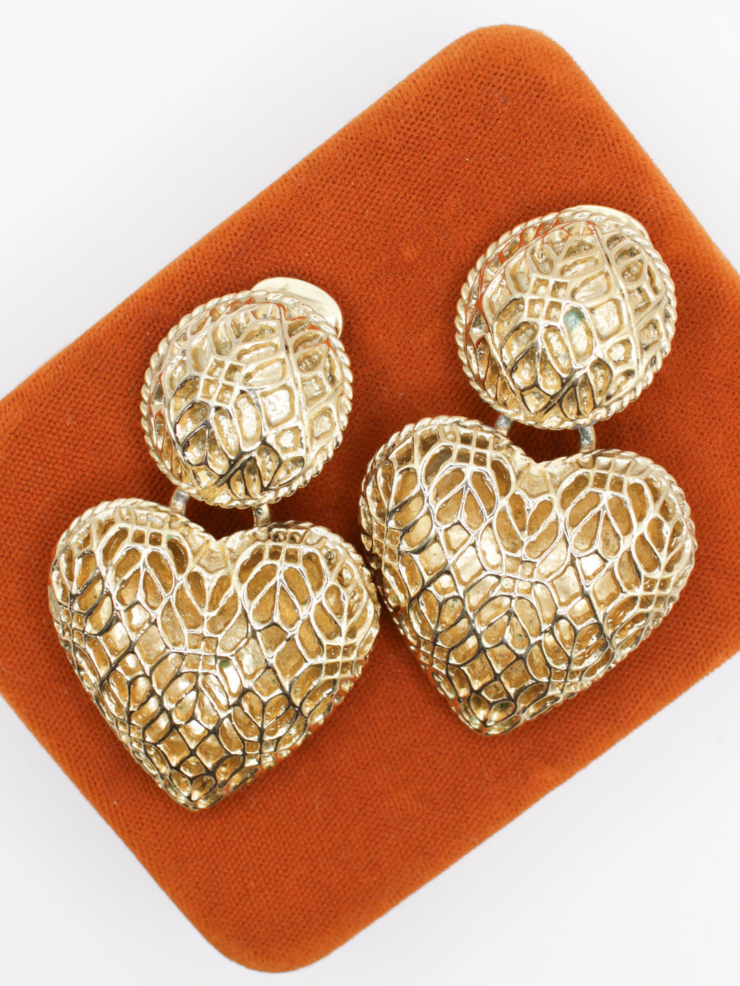 Vintage 80's Clip-on Earrings in Gold