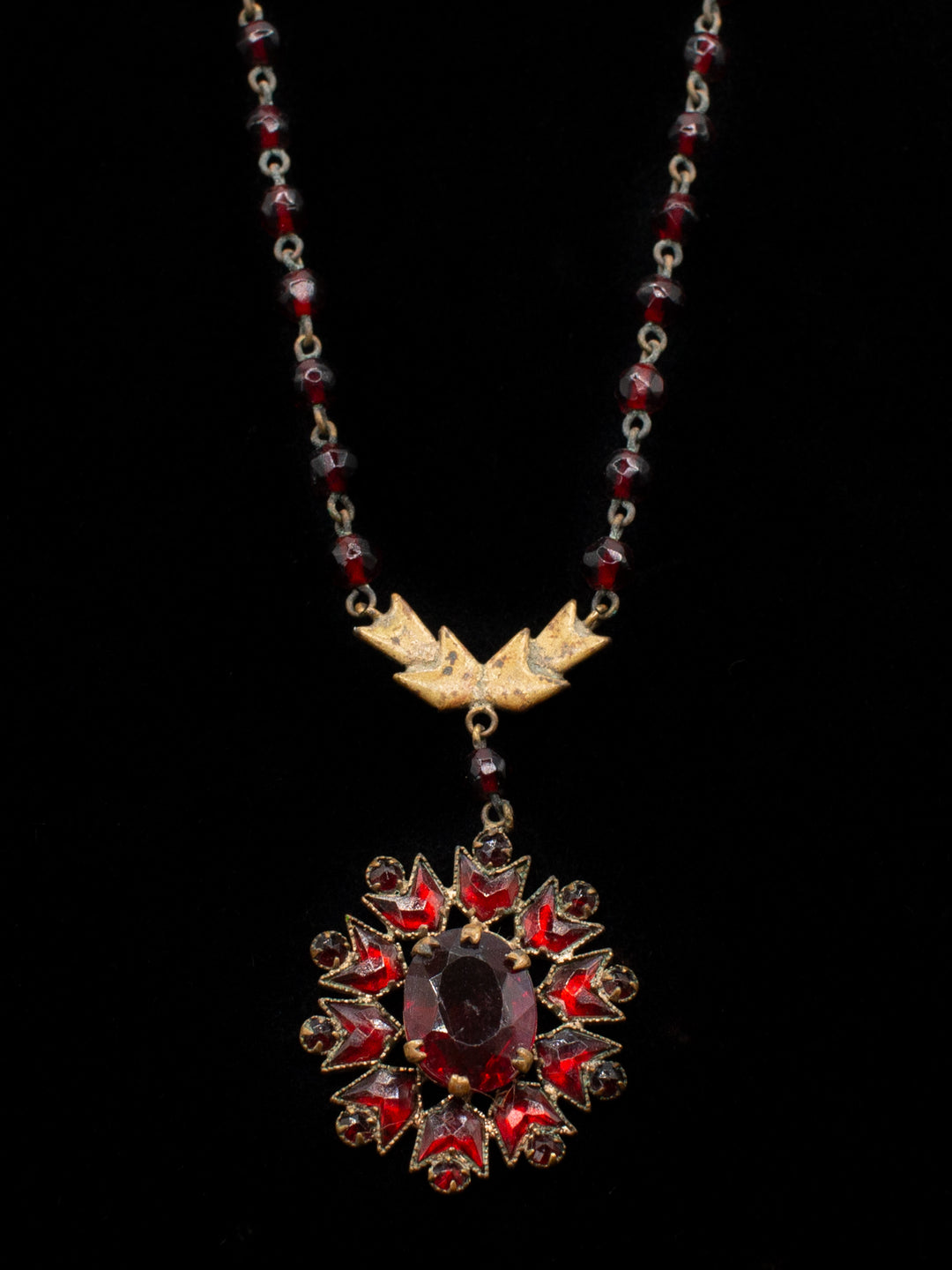 Vintage 90's Necklace in Red