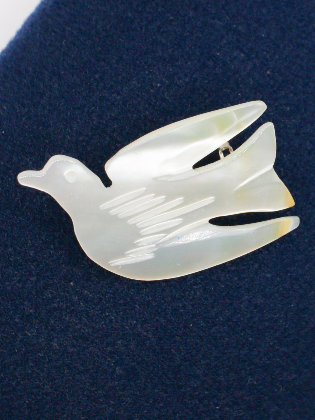 Vintage 60's Brooch in White