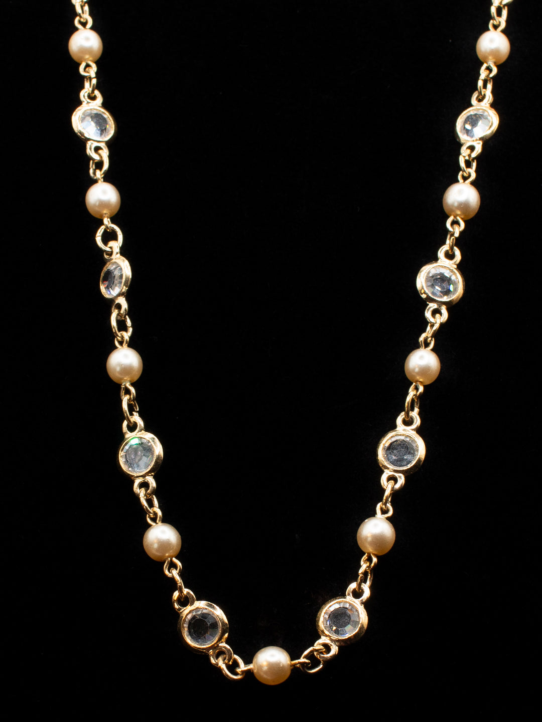 Vintage 90's Necklace in Gold