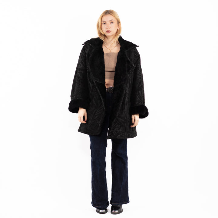 Vintage 80's Women Sheepskin Shearling Coat in BlackA0720