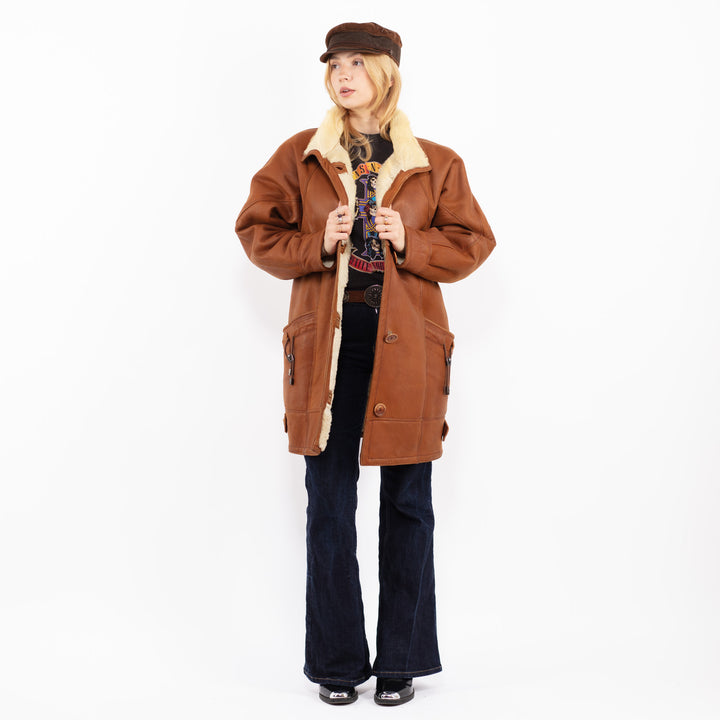 Vintage 80's Women Oversized Sheepskin Coat in Brown
