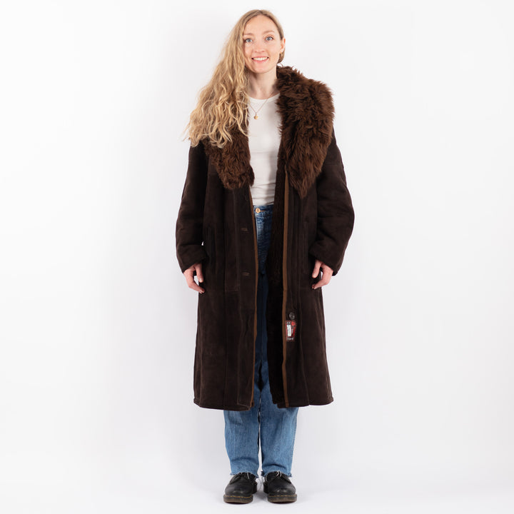 Vintage 70's Women Sheepskin Shearling Coat in BrownV9458