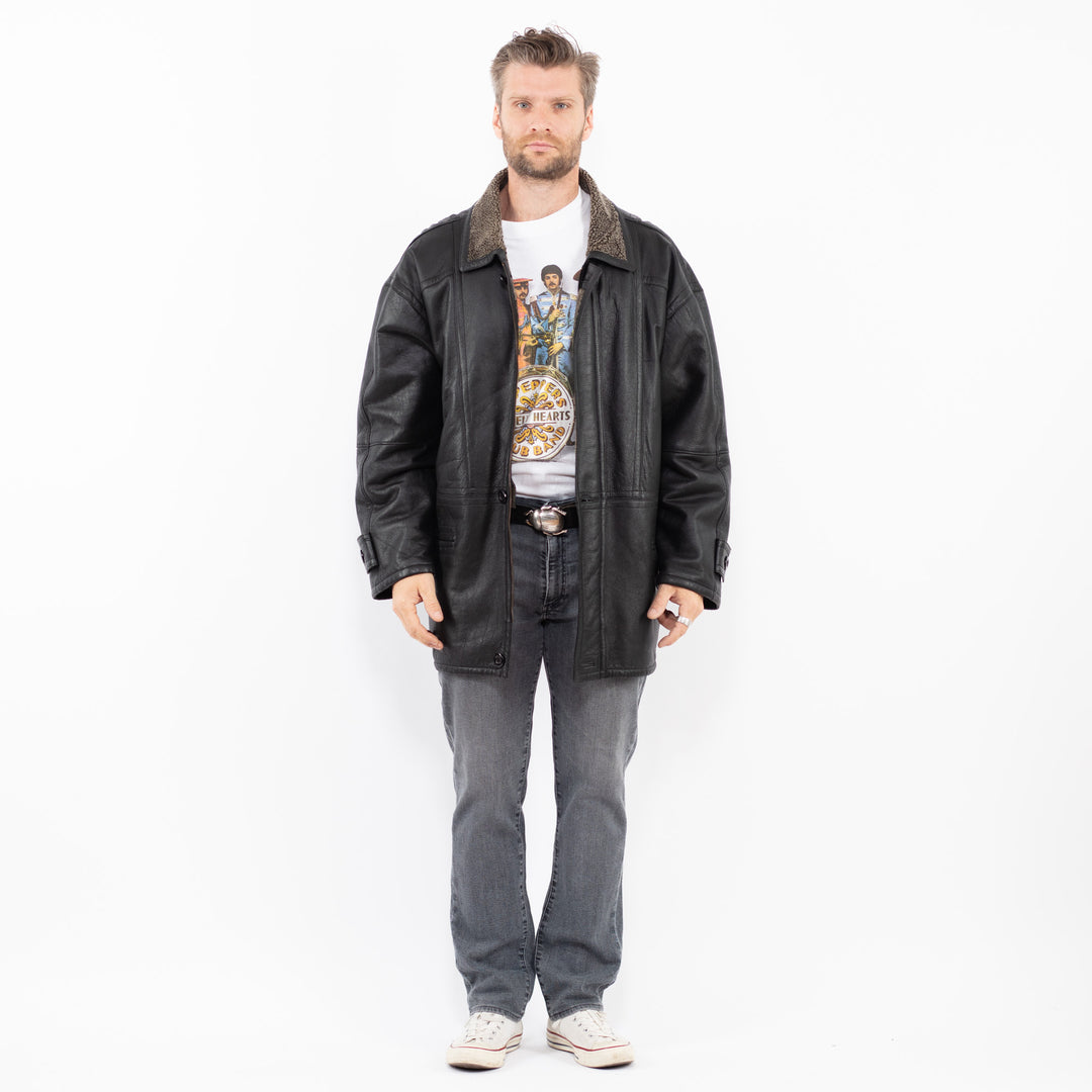 Vintage 90's Men Sheepskin Coat in BlackZ1935