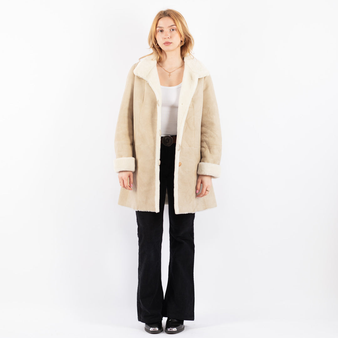 Vintage 90's Women Sheepskin Coat in BeigeV9658