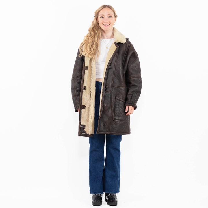 Vintage 90's Women Hooded Sheepskin Coat in Brown