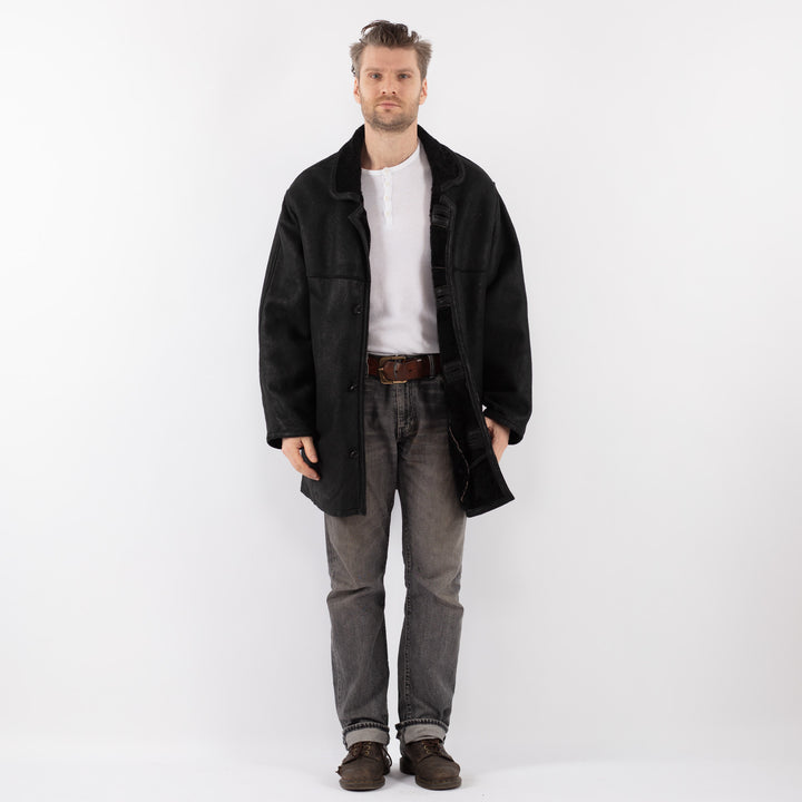 Vintage 90's Men Sheepskin Coat in BlackZ1132