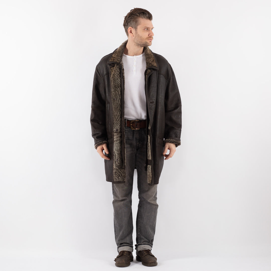 Vintage 90's Men Sheepskin Coat in BrownZ1135
