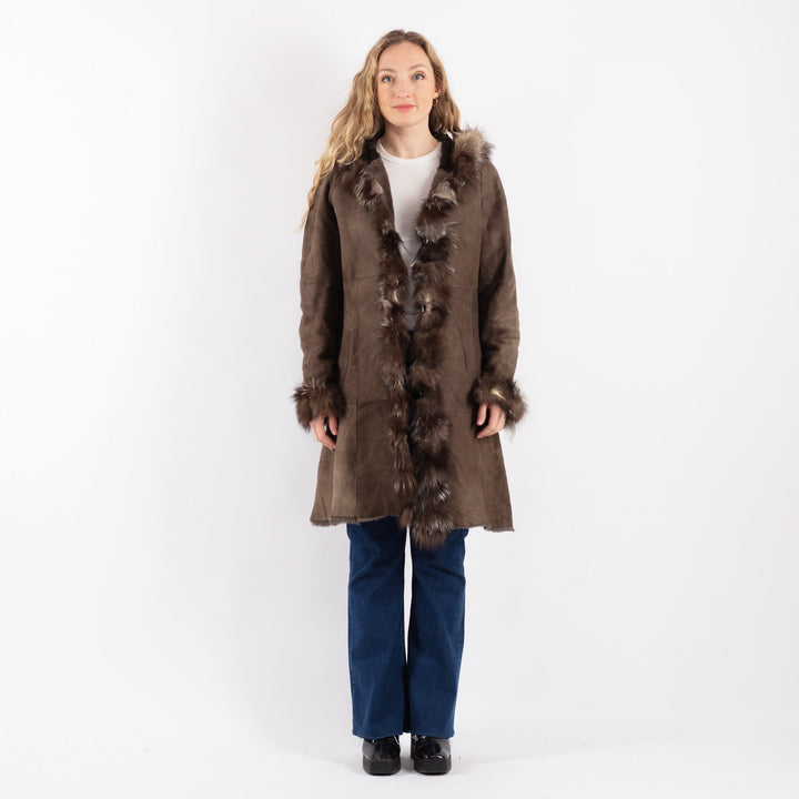 Vintage 90's Women Sheepskin Shearling Coat in BrownV9157