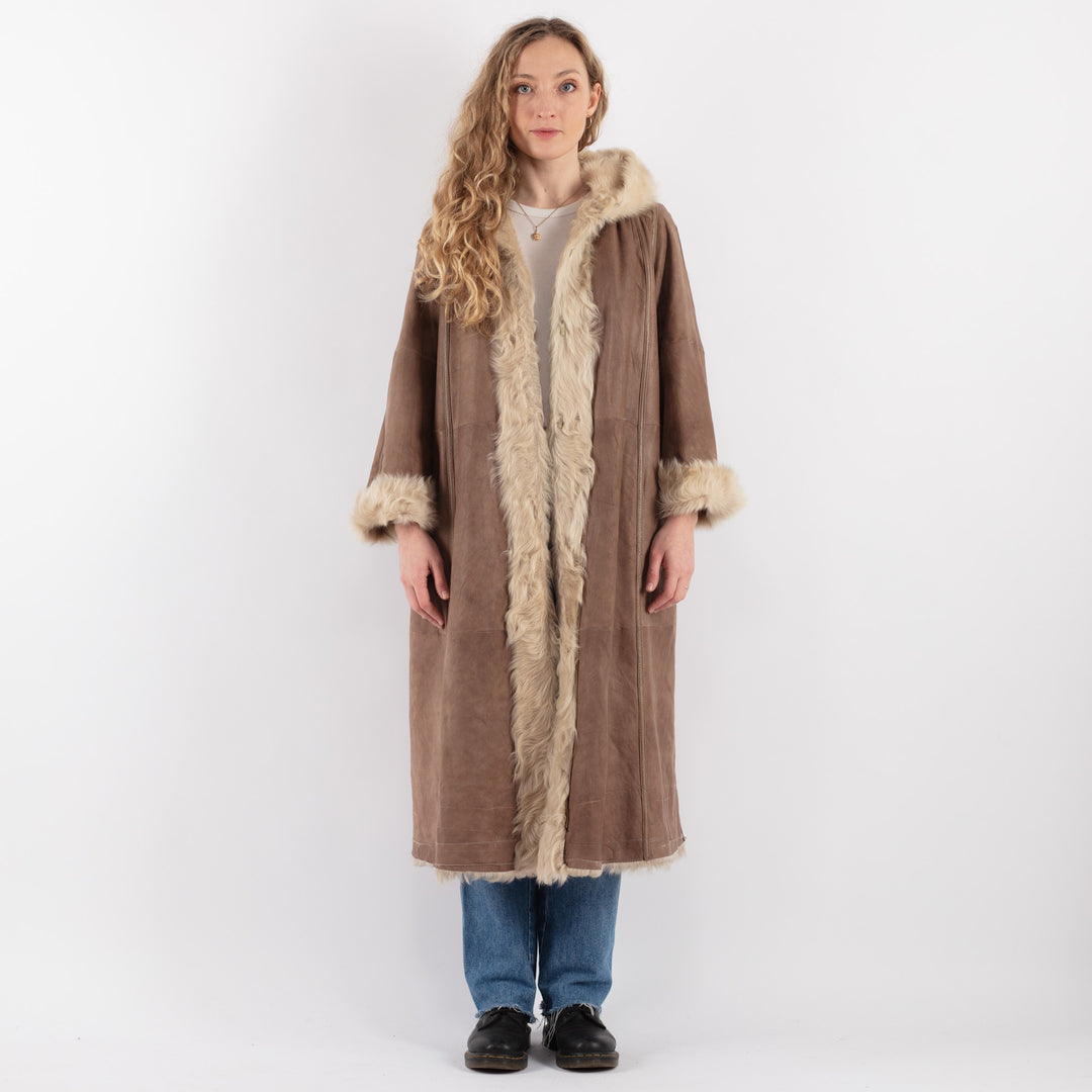 Vintage 90's Women Sheepskin Coat in BrownV9253