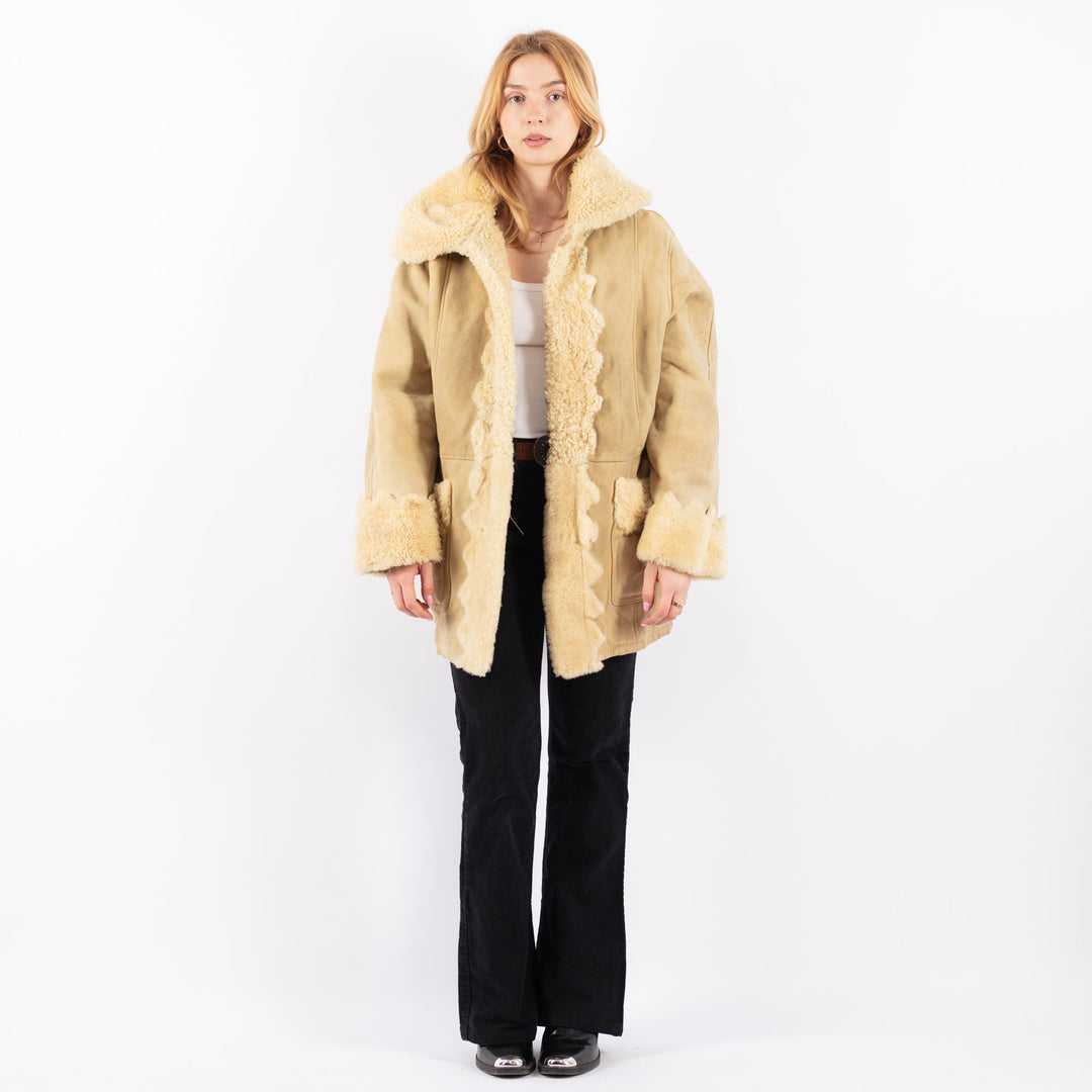Vintage 70's Women Sheepskin Coat in BeigeV9672