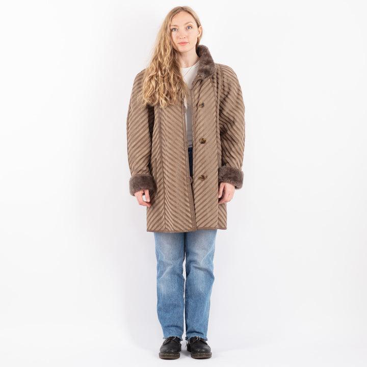 Vintage 80's Women Sheepskin Coat in BeigeV9494
