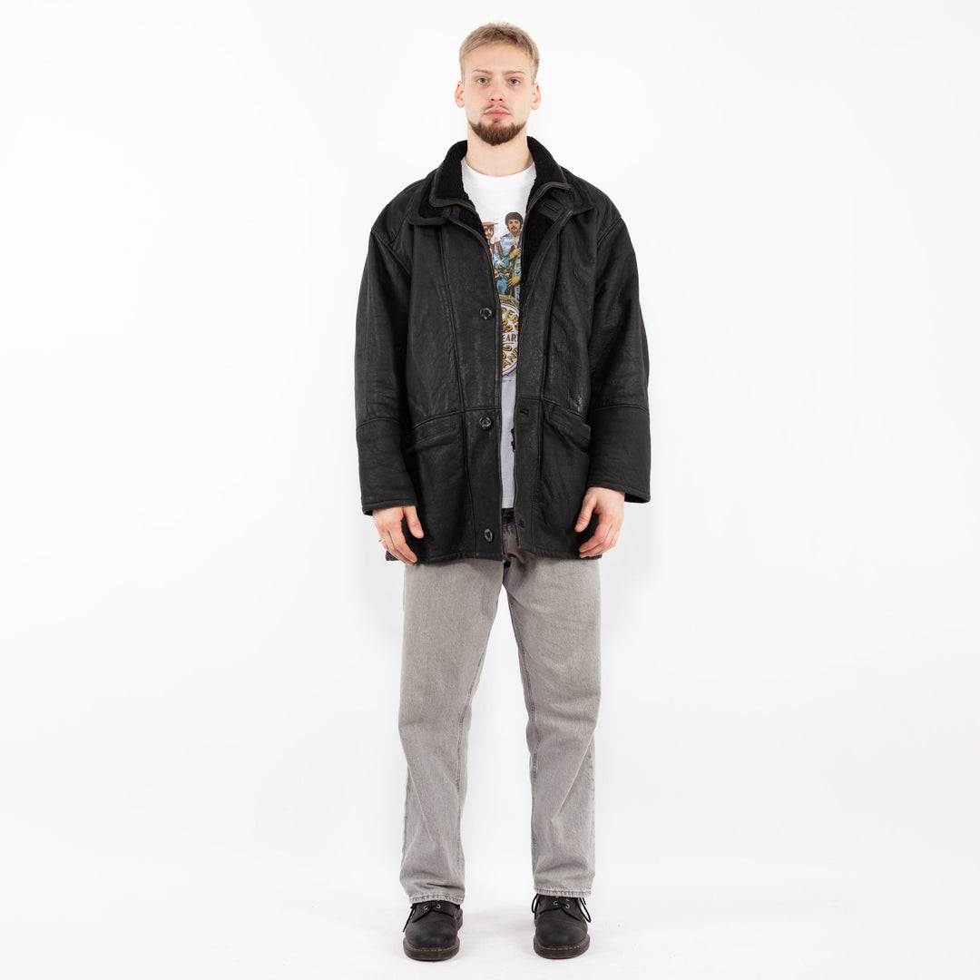 Vintage 90's Men Sheepskin Coat in BlackZ2513