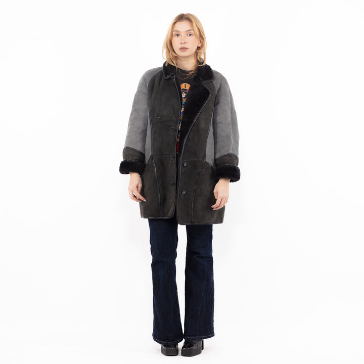 Vintage 90's Women Sheepskin Coat in GrayA1146