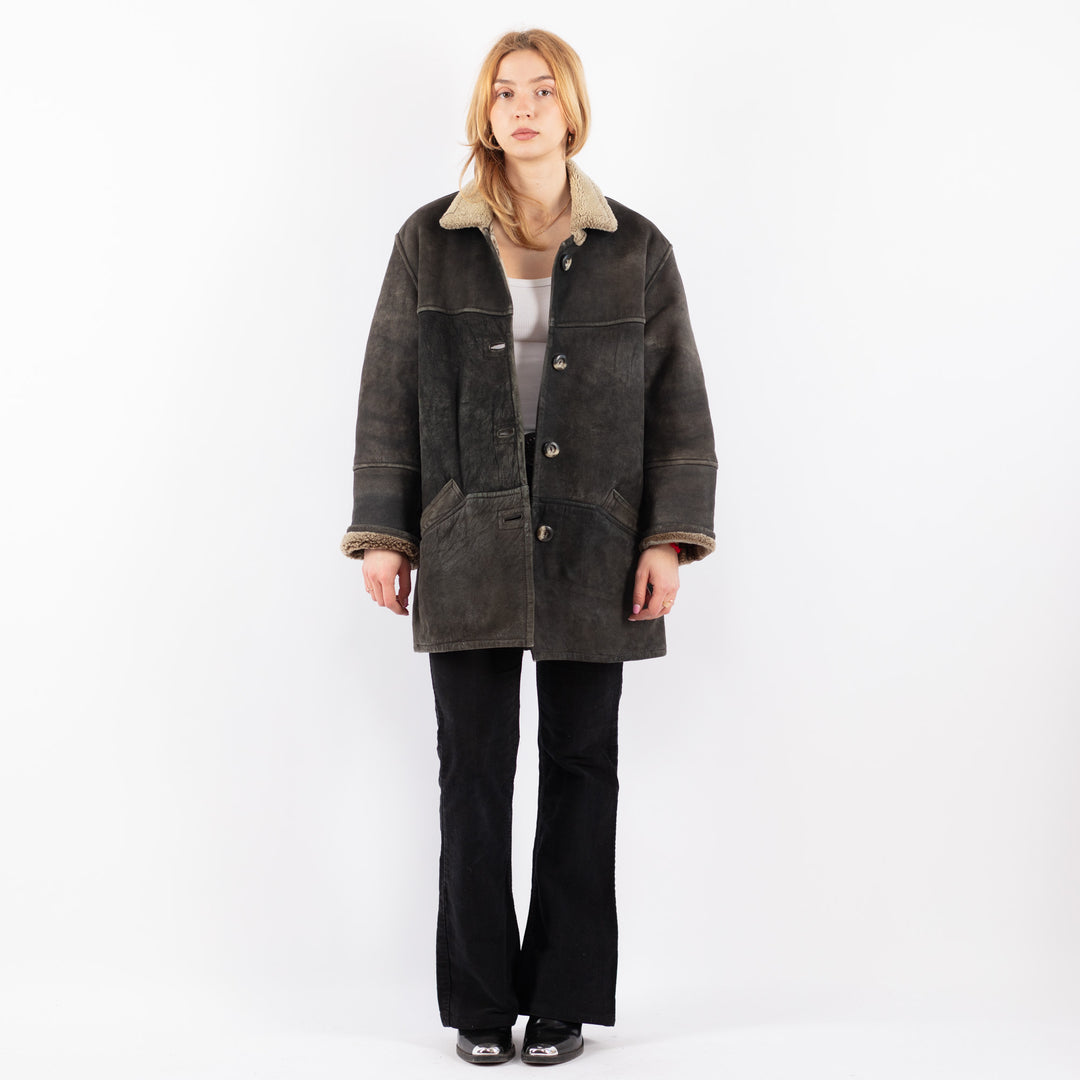 Vintage 90's Women Sheepskin Shearling Coat in BlackV9680