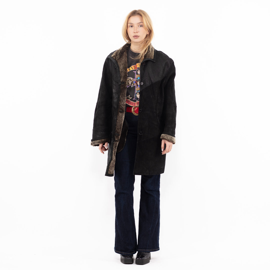 Vintage 90's Women Sheepskin Coat in BlackA1151
