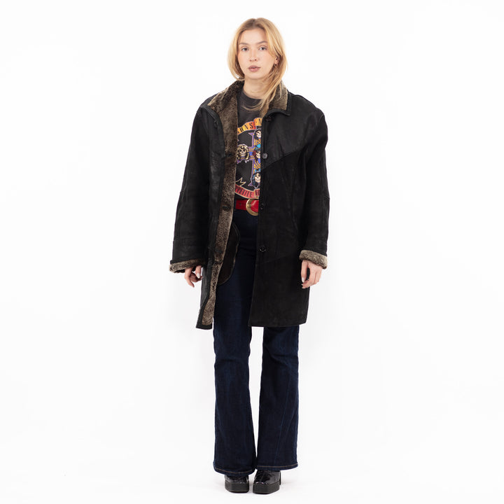 Vintage 90's Women Sheepskin Coat in BlackA1151