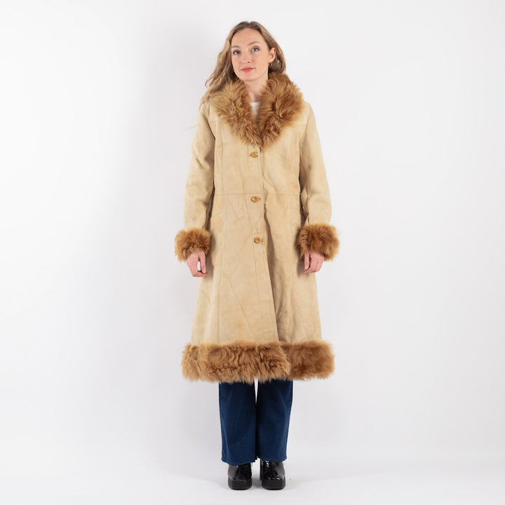 Vintage 70's Women Sheepskin Coat in BeigeV9173