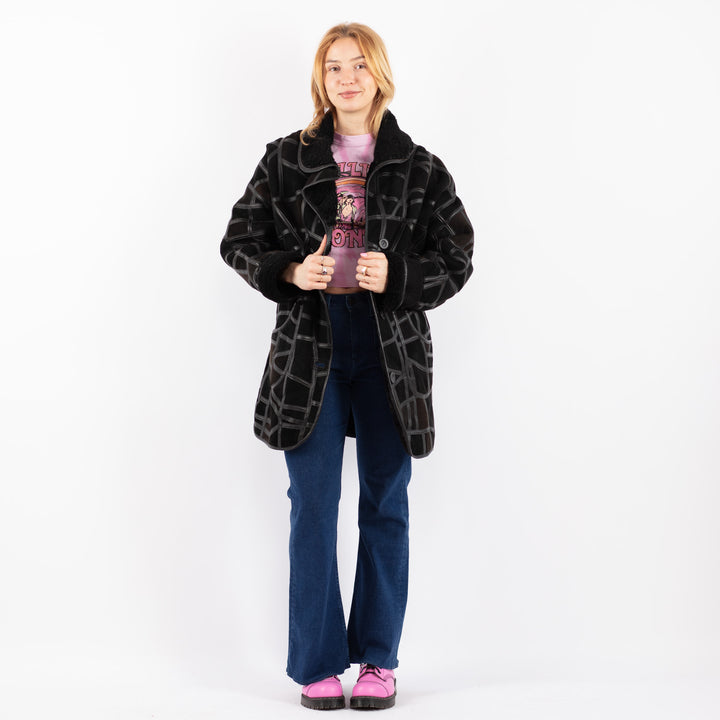 Vintage 90's Women Sheepskin Coat in BlackV9579