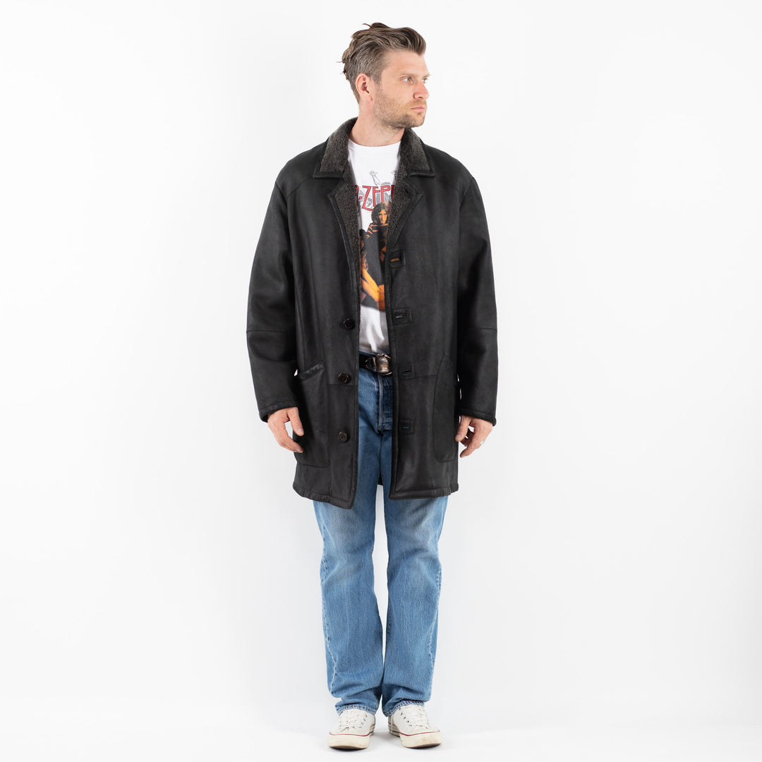 Vintage 90's Men Sheepskin Coat in BlackZ1786