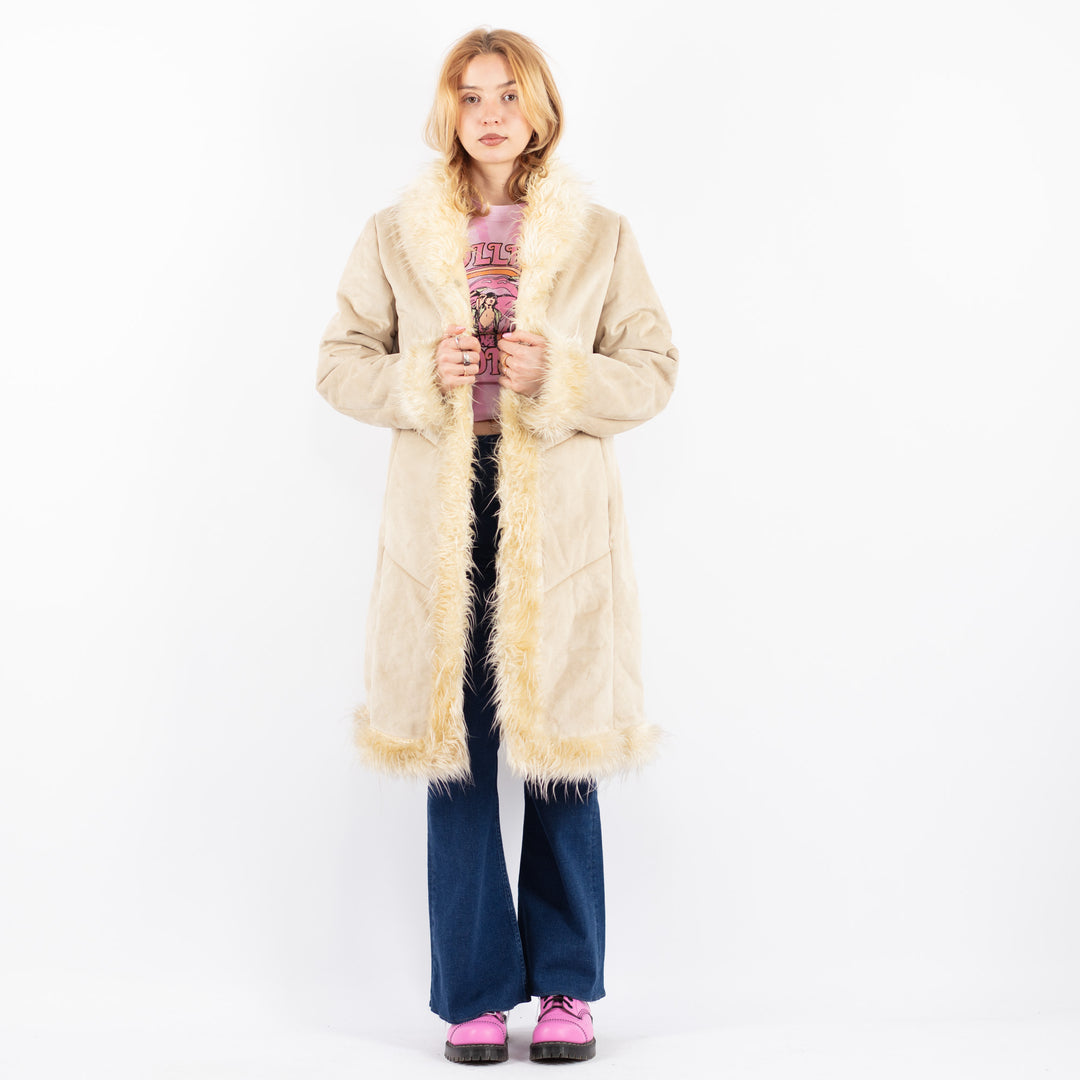 Vintage 90's Women Faux Sheepskin Coat in BeigeV9620