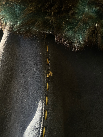 Vintage 70's Women Sheepskin Shearling Coat in Blue - NorthernGrip