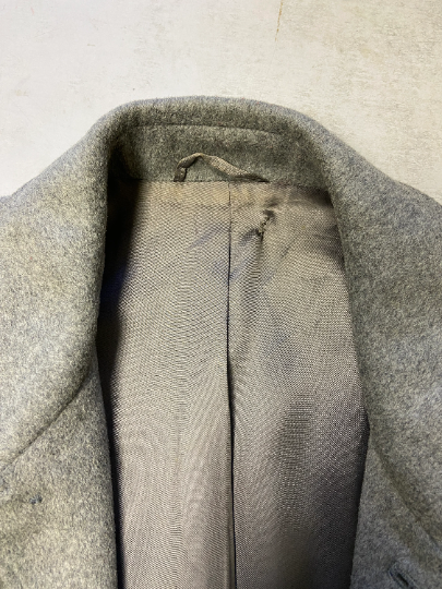 Vintage 00's Women Wool Blend Coat in Gray - NorthernGrip