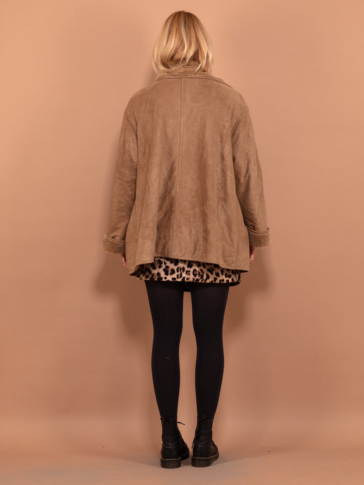 Vintage 90's Women Oversized Sherpa Coat in Beige - NorthernGrip