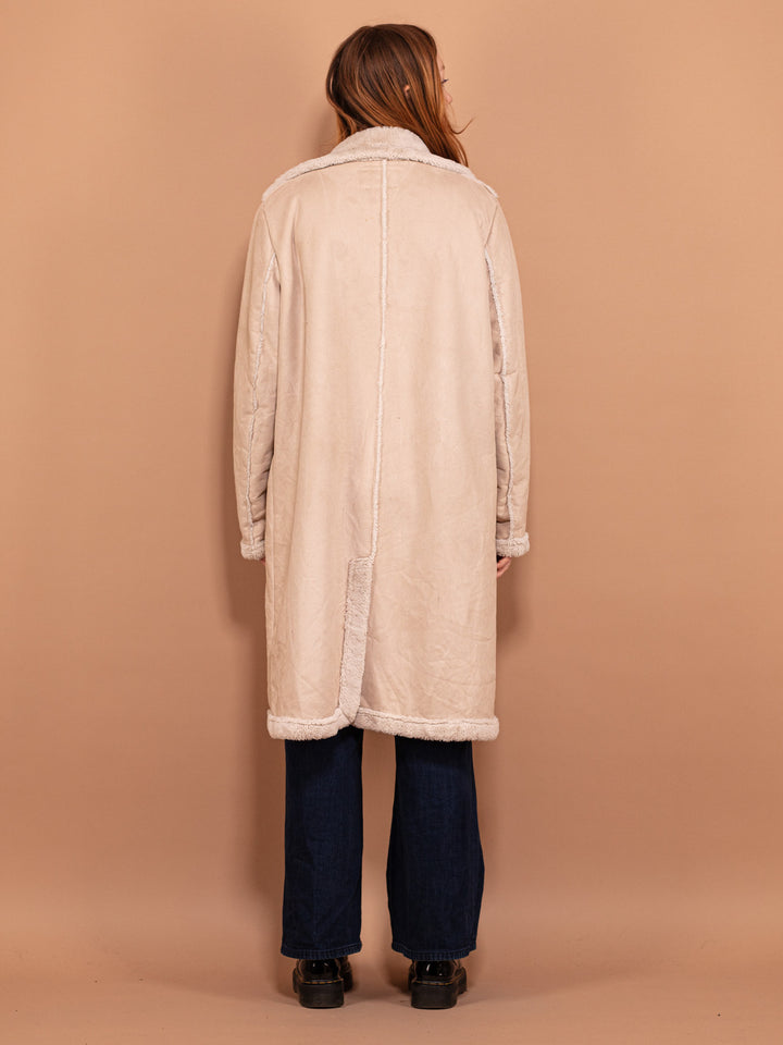 Vintage 00's Women Oversized Sherpa Coat in Beige - NorthernGrip