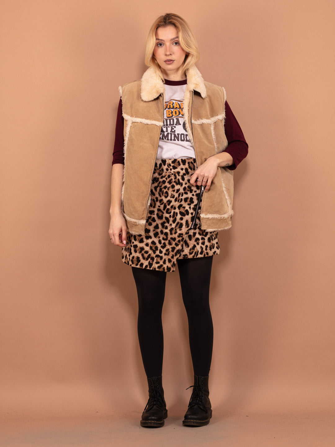 Vintage 00's Women Suede Sherpa Vest in Beige - NorthernGrip