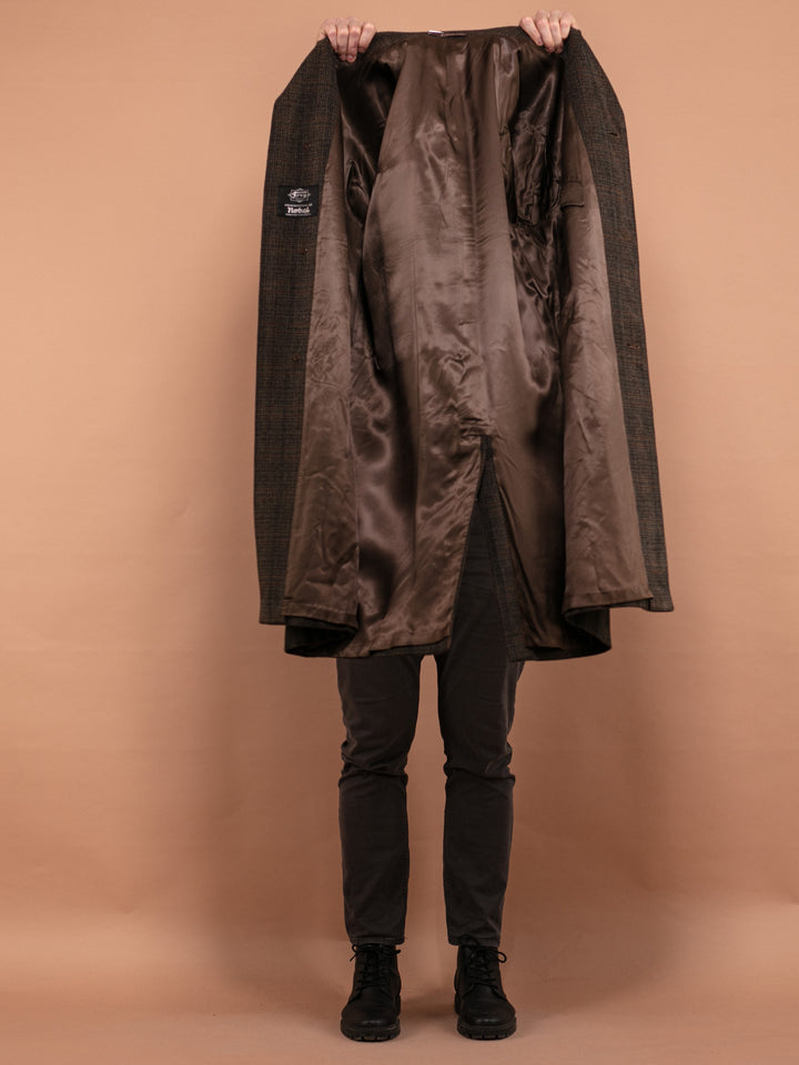 Vintage 70's Men Plaid Wool Coat in Brown - NorthernGrip