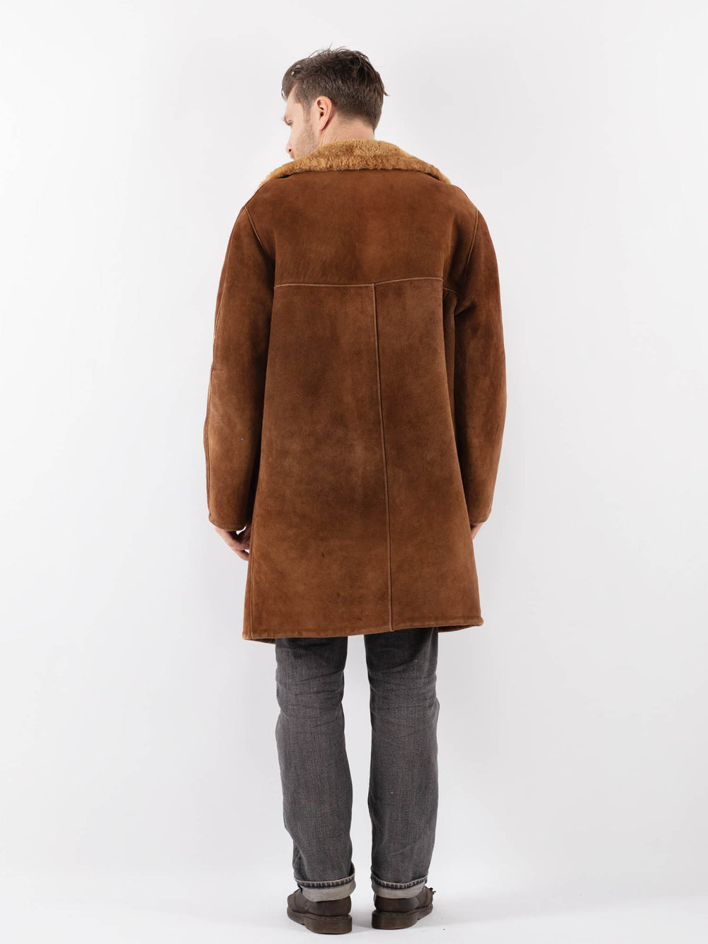 Vintage 70's Men Sheepskin Shearling Coat in BrownZ1128