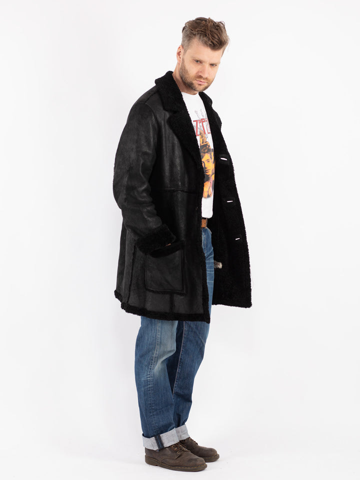 Vintage Men Sheepskin Shearling Coat in Black