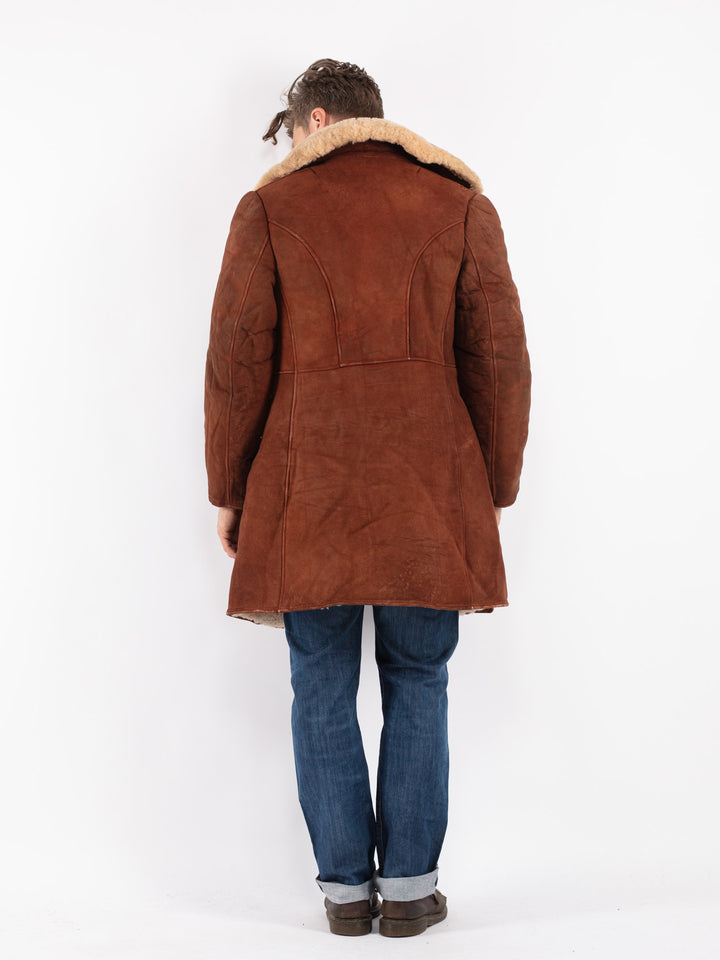 Vintage Men Sheepskin Shearling Coat in Brown