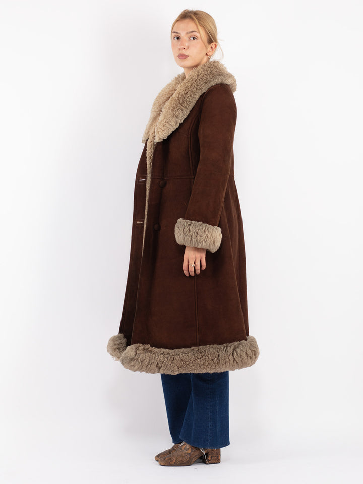 Vintage 70's Women Sheepskin Coat in Brown