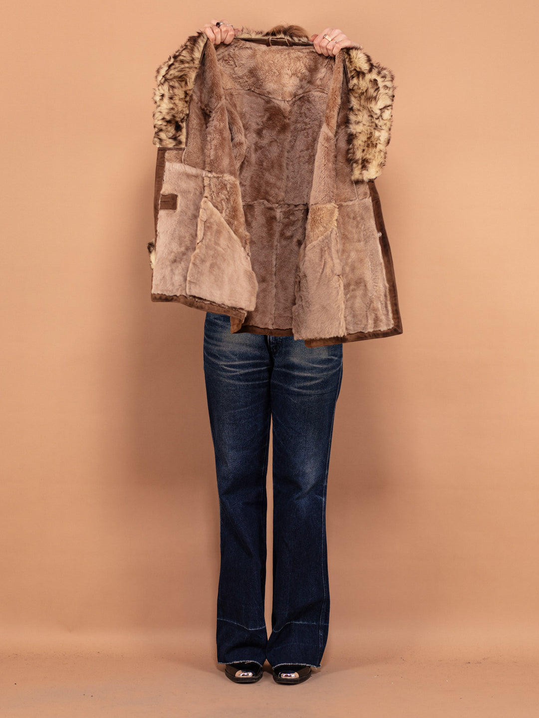 Vintage 70's Women Sheepskin Coat in Brown - NorthernGrip