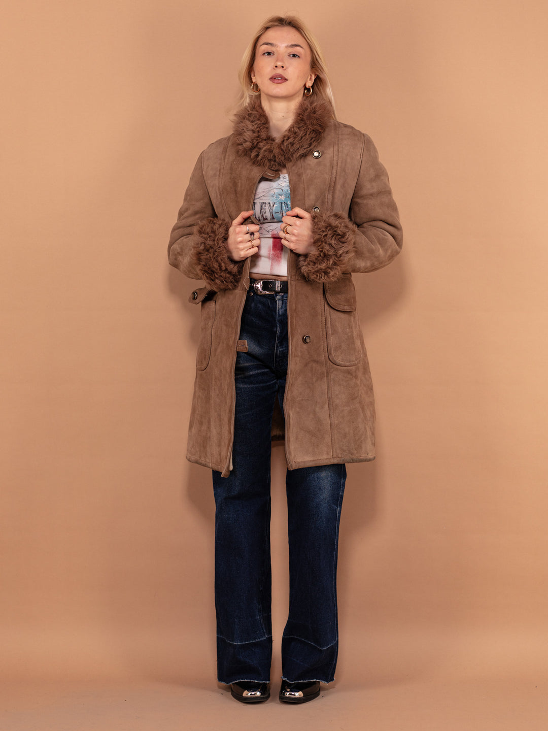 Vintage 70's Women Sheepskin Coat in Beige - NorthernGrip