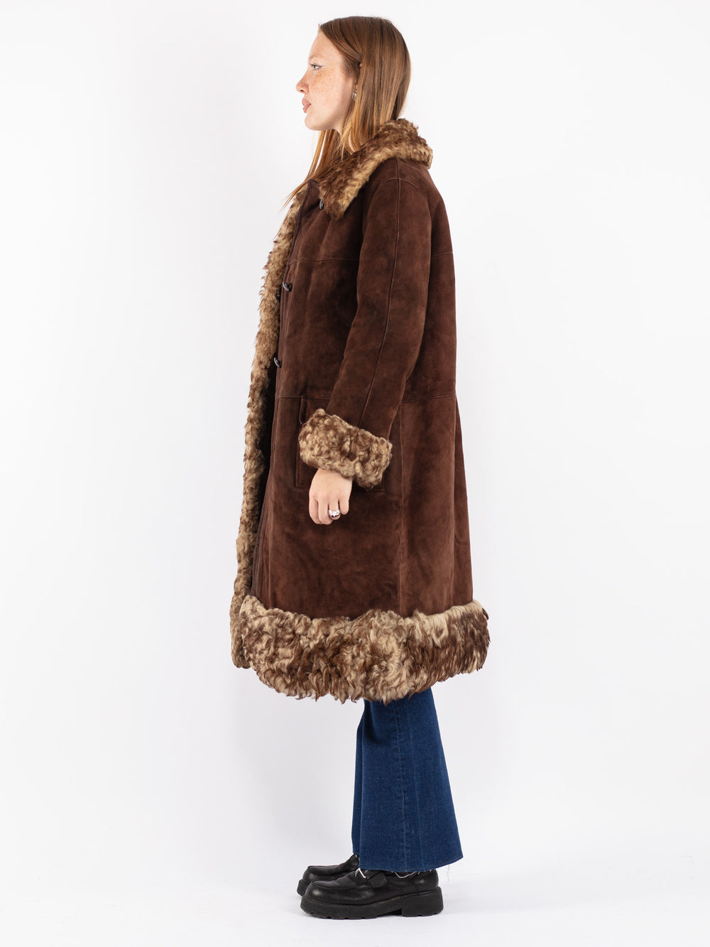 Vintage 70's Women Sheepskin Coat in Brown