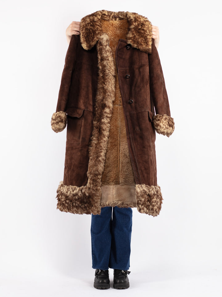 Vintage 70's Women Sheepskin Coat in Brown