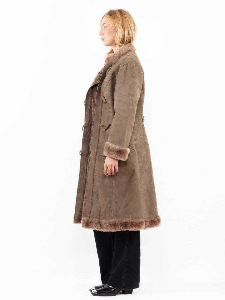 Vintage 70's Women Sheepskin Coat in BeigeA0155