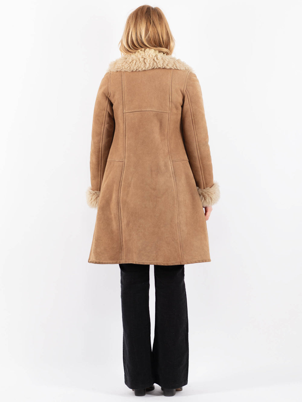 Vintage 70's Women Sheepskin Coat in BeigeV9656