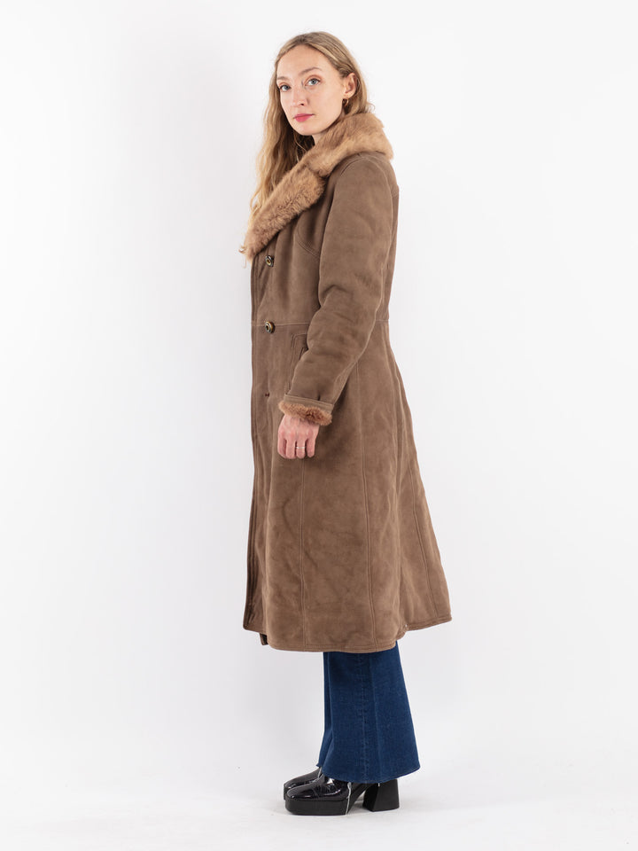 Vintage 70's Women Sheepskin Coat in Beige