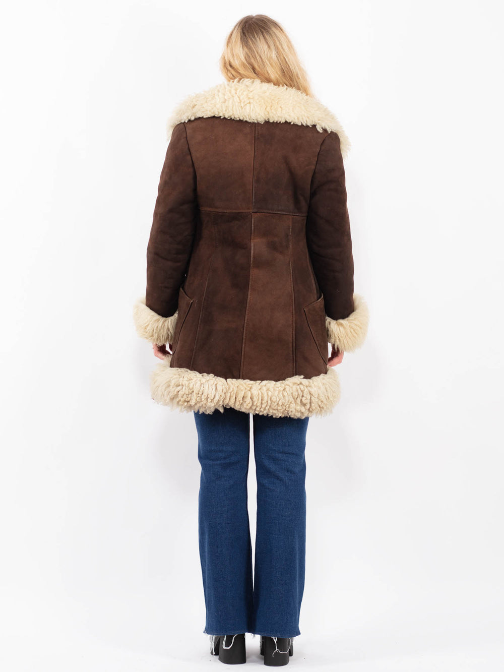 Vintage 70's Women Sheepskin Coat in BrownA0376