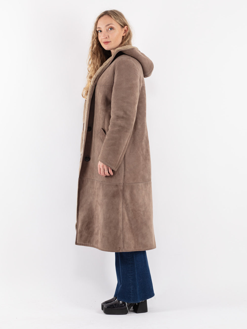Vintage 70's Women Sheepskin Coat in Beige
