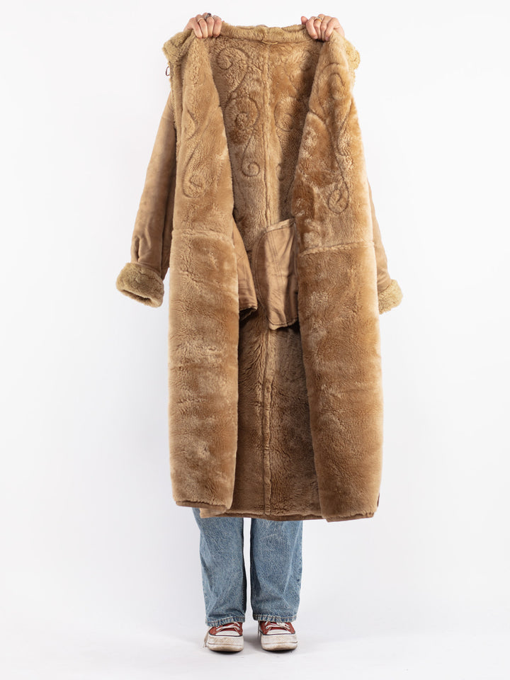 Vintage 70's Women Sheepskin Coat in Beige